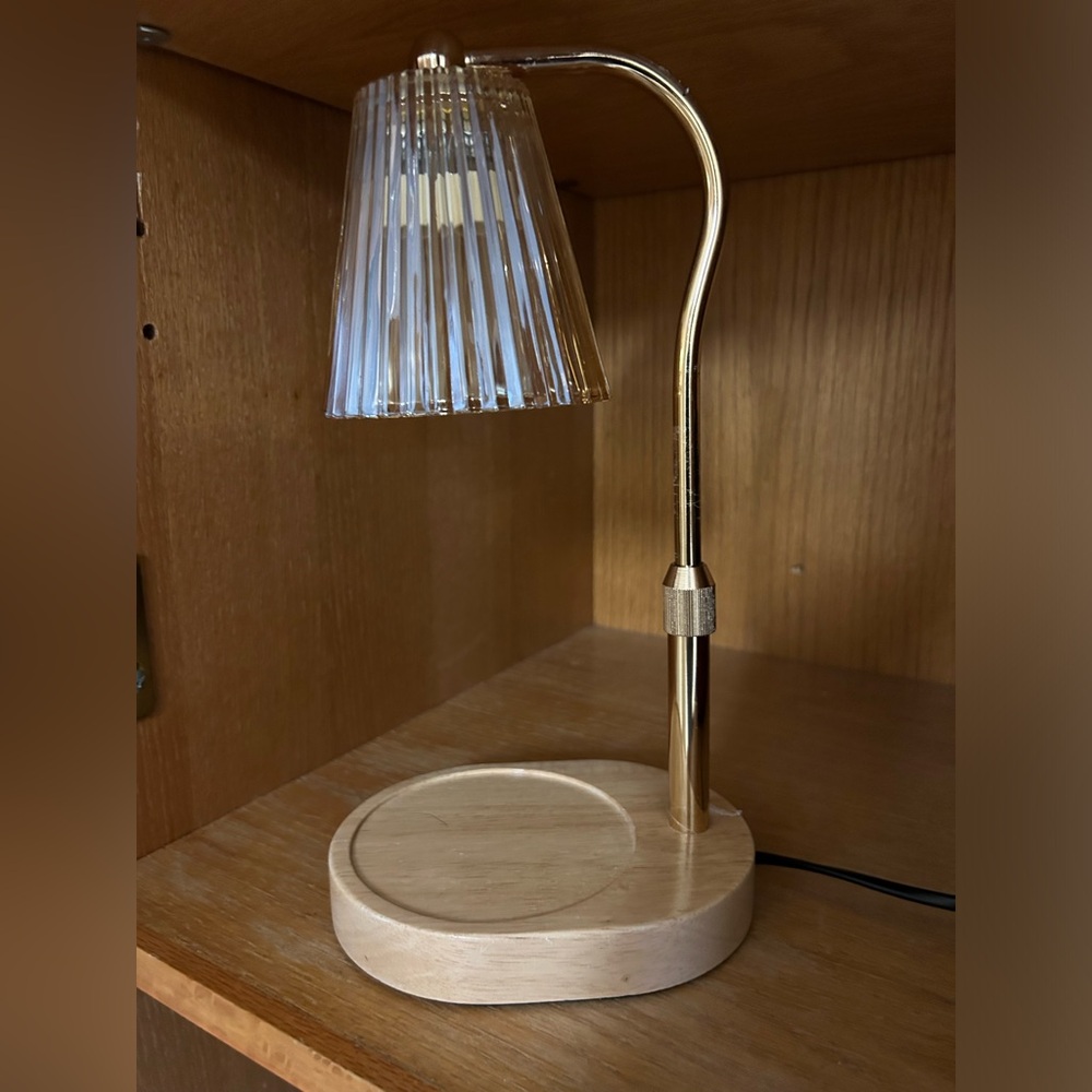 Elegant Brass and Crystal Candle Warmer